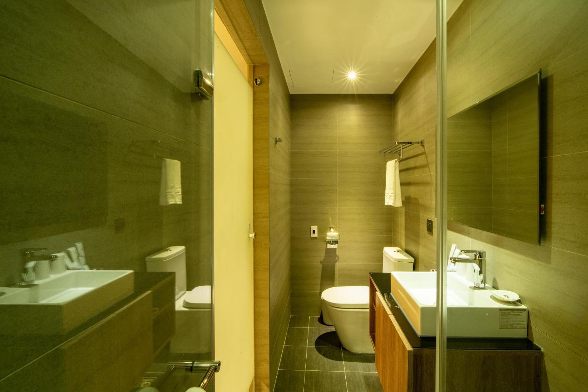 Fengjia Hotel Bell Тайджун Екстериор снимка